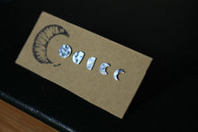 Load image into Gallery viewer, Phases of the moon earrings